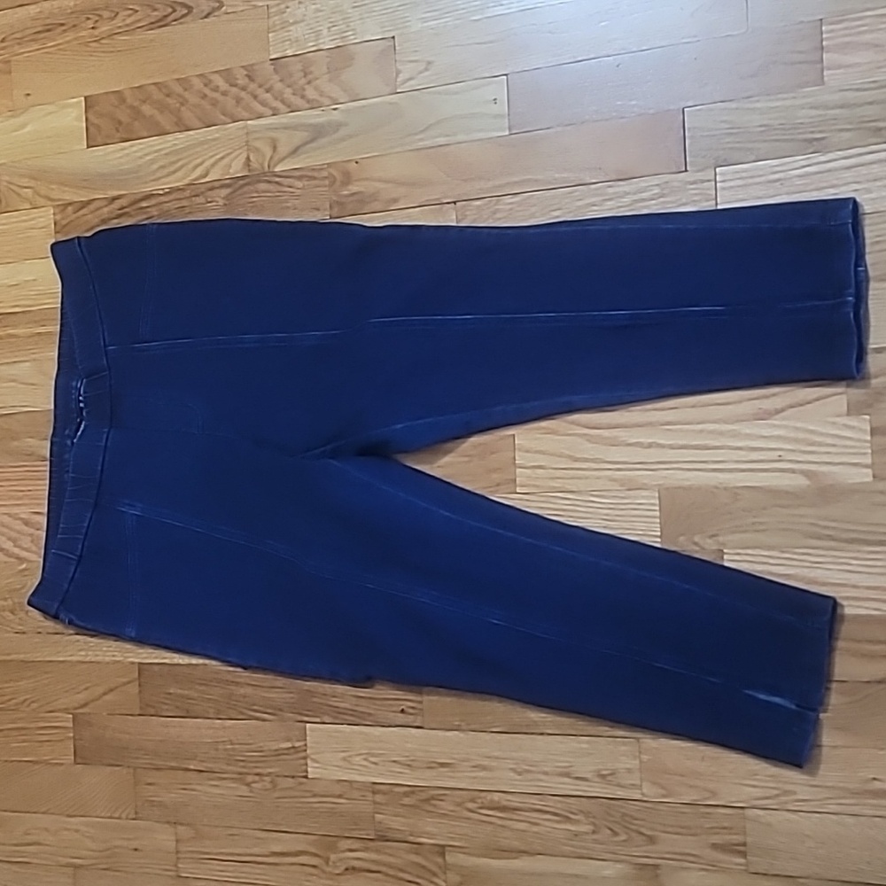 Isaac Mizrahi pull on jeans - size 14